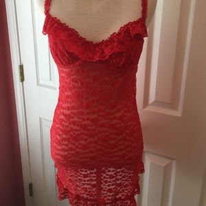 NWT - VS heart ♥️ pattern lace teddy